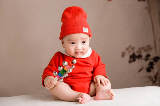 新沂六个月宝宝总是摇头 新沂六个月宝宝总是摇头